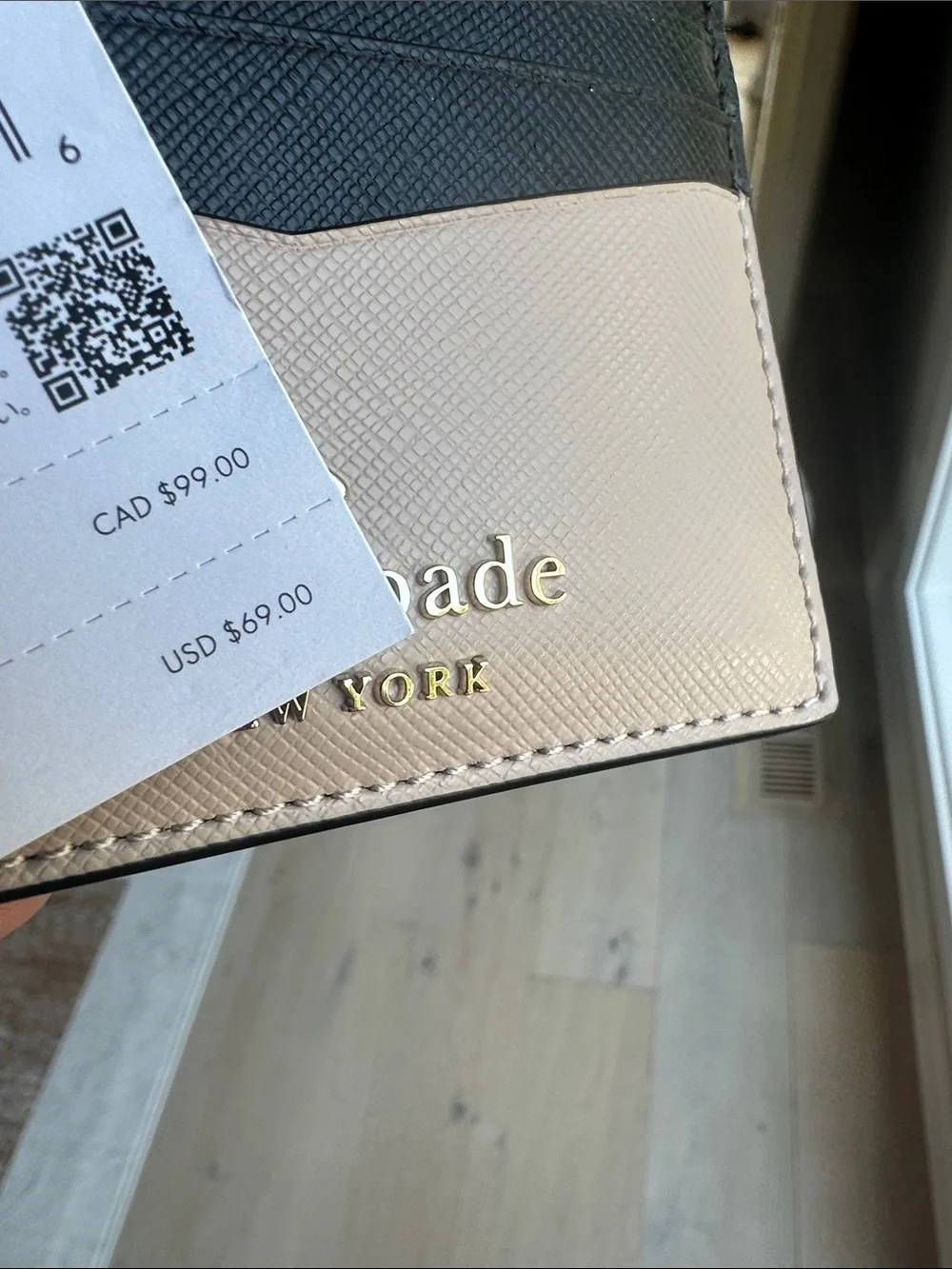 kate spade two-tone black and beige leather card holder